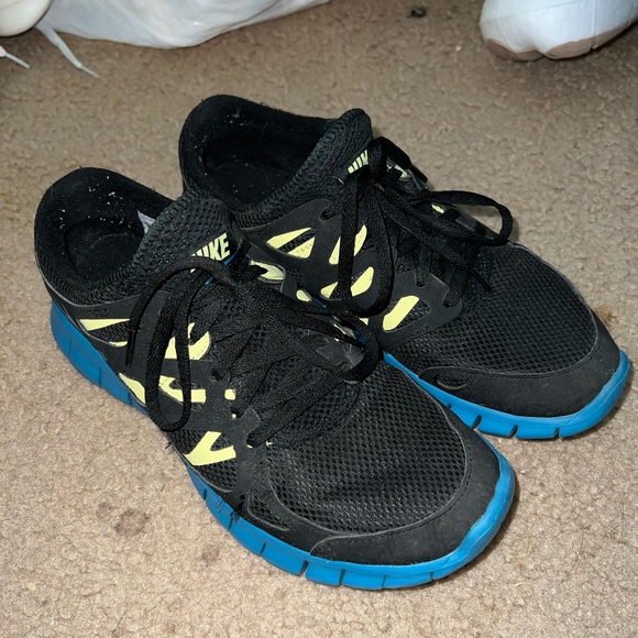 Nike Free - Picture 2 of 9